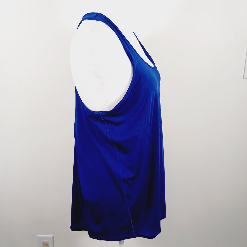 Lululemon NWT Lark/Deep Blue Essential Pleated Tank Size 10 *Tiny Flaw* - Photos - Picture 10 of 14